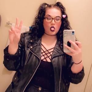 Meet your Posher, Laken